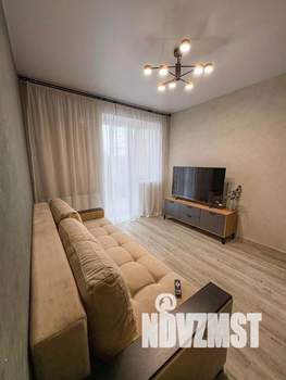 1-к квартира, посуточно, 42м2, 1/1 этаж