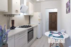 1-к квартира, посуточно, 35м2, 4/9 этаж