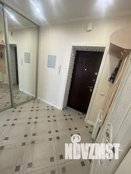 1-к квартира, посуточно, 40м2, 5/8 этаж