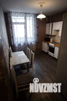 1-к квартира, посуточно, 33м2, 1/9 этаж