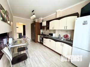 1-к квартира, посуточно, 46м2, 1/1 этаж