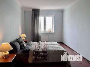 1-к квартира, посуточно, 68м2, 1/1 этаж