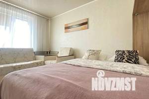 1-к квартира, посуточно, 35м2, 2/6 этаж