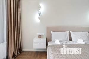 1-к квартира, посуточно, 57м2, 4/15 этаж