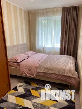 2-к квартира, посуточно, 43м2, 3/3 этаж