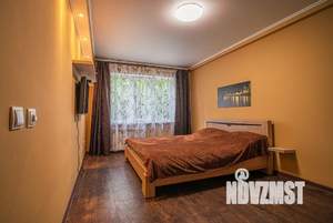 2-к квартира, посуточно, 43м2, 1/1 этаж