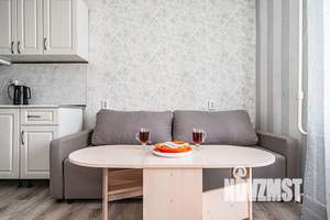 Студия квартира, посуточно, 14м2, 2/5 этаж