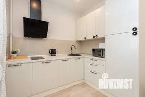 1-к квартира, посуточно, 45м2, 8/12 этаж