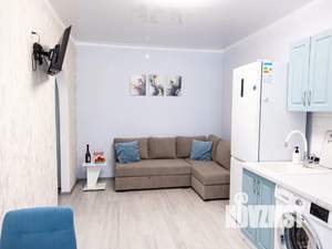 1-к квартира, посуточно, 37м2, 8/10 этаж