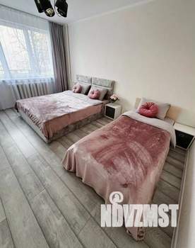 3-к квартира, посуточно, 71м2, 1/1 этаж