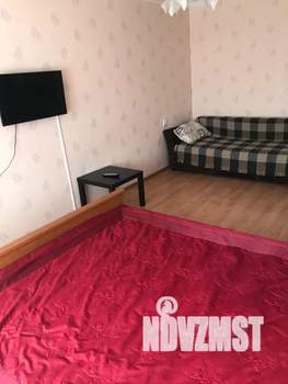 2-к квартира, посуточно, 50м2, 1/9 этаж
