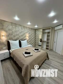 3-к квартира, посуточно, 87м2, 1/6 этаж