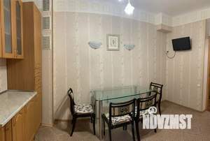 3-к квартира, посуточно, 90м2, 1/3 этаж