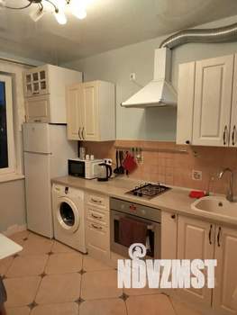 1-к квартира, посуточно, 41м2, 5/10 этаж