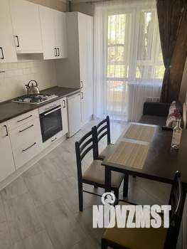 1-к квартира, посуточно, 42м2, 2/8 этаж