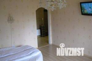 1-к квартира, посуточно, 42м2, 4/7 этаж