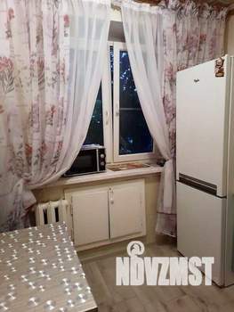 2-к квартира, посуточно, 45м2, 1/1 этаж