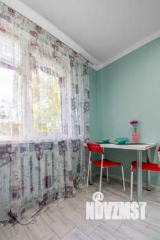 1-к квартира, посуточно, 33м2, 1/9 этаж