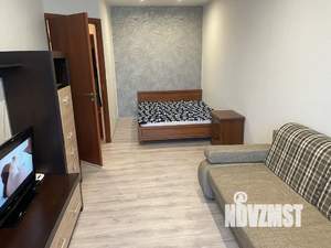 1-к квартира, посуточно, 37м2, 5/10 этаж