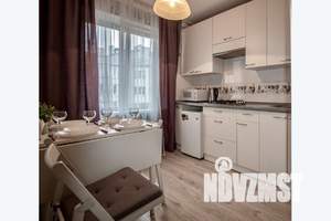 1-к квартира, посуточно, 33м2, 5/5 этаж