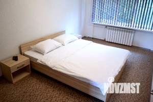 2-к квартира, посуточно, 65м2, 2/5 этаж