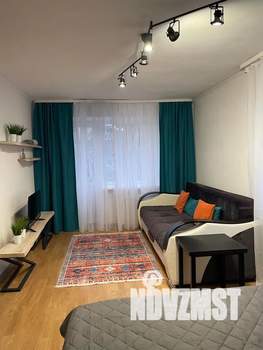 1-к квартира, посуточно, 35м2, 4/4 этаж