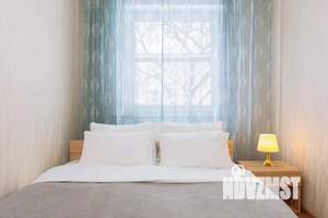 1-к квартира, посуточно, 65м2, 1/1 этаж