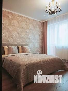 1-к квартира, посуточно, 42м2, 3/8 этаж