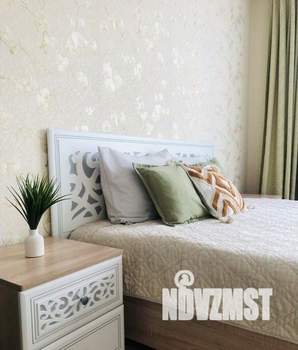 2-к квартира, посуточно, 62м2, 1/1 этаж