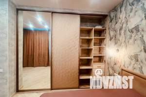 3-к квартира, посуточно, 77м2, 3/6 этаж