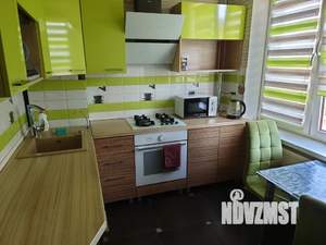 1-к квартира, посуточно, 38м2, 5/8 этаж