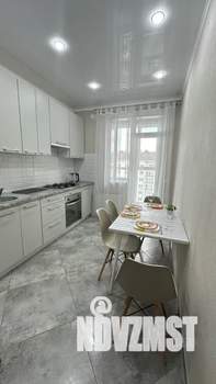 1-к квартира, посуточно, 38м2, 9/9 этаж