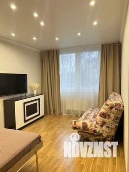 1-к квартира, посуточно, 36м2, 1/15 этаж