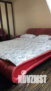 3-к квартира, посуточно, 100м2, 4/4 этаж