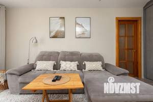 1-к квартира, посуточно, 47м2, 1/1 этаж