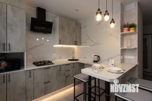 1-к квартира, посуточно, 37м2, 9/10 этаж