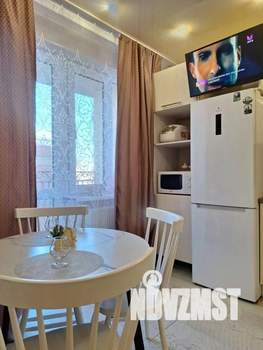 2-к квартира, посуточно, 45м2, 1/1 этаж