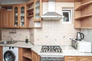 3-к квартира, посуточно, 102м2, 1/1 этаж