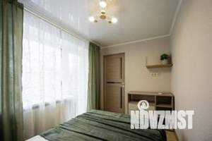 2-к квартира, посуточно, 42м2, 4/4 этаж