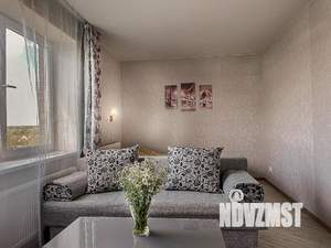 1-к квартира, посуточно, 40м2, 7/8 этаж