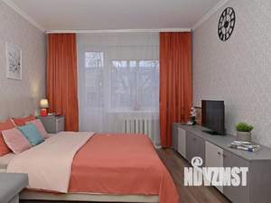 1-к квартира, посуточно, 32м2, 1/1 этаж