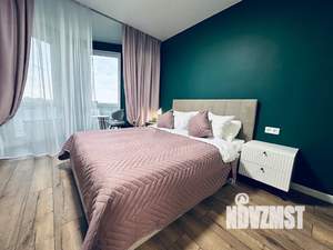 1-к квартира, посуточно, 43м2, 13/25 этаж