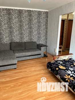 1-к квартира, посуточно, 33м2, 4/9 этаж