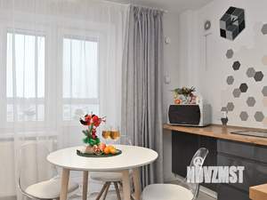 1-к квартира, посуточно, 42м2, 8/10 этаж