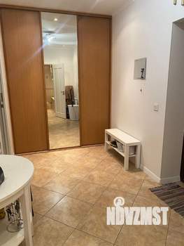 Студия квартира, посуточно, 45м2, 1/7 этаж