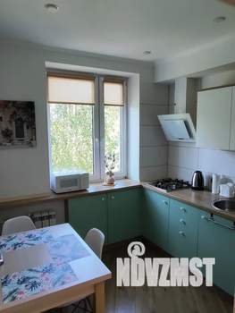 2-к квартира, посуточно, 42м2, 3/4 этаж