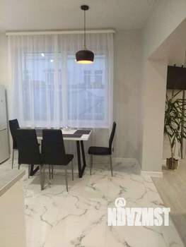 Студия квартира, посуточно, 45м2, 3/3 этаж