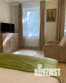 1-к квартира, посуточно, 50м2, 1/1 этаж