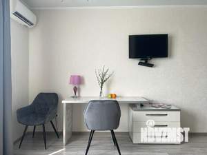 1-к квартира, посуточно, 55м2, 1/1 этаж