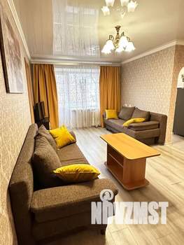 1-к квартира, посуточно, 39м2, 3/5 этаж